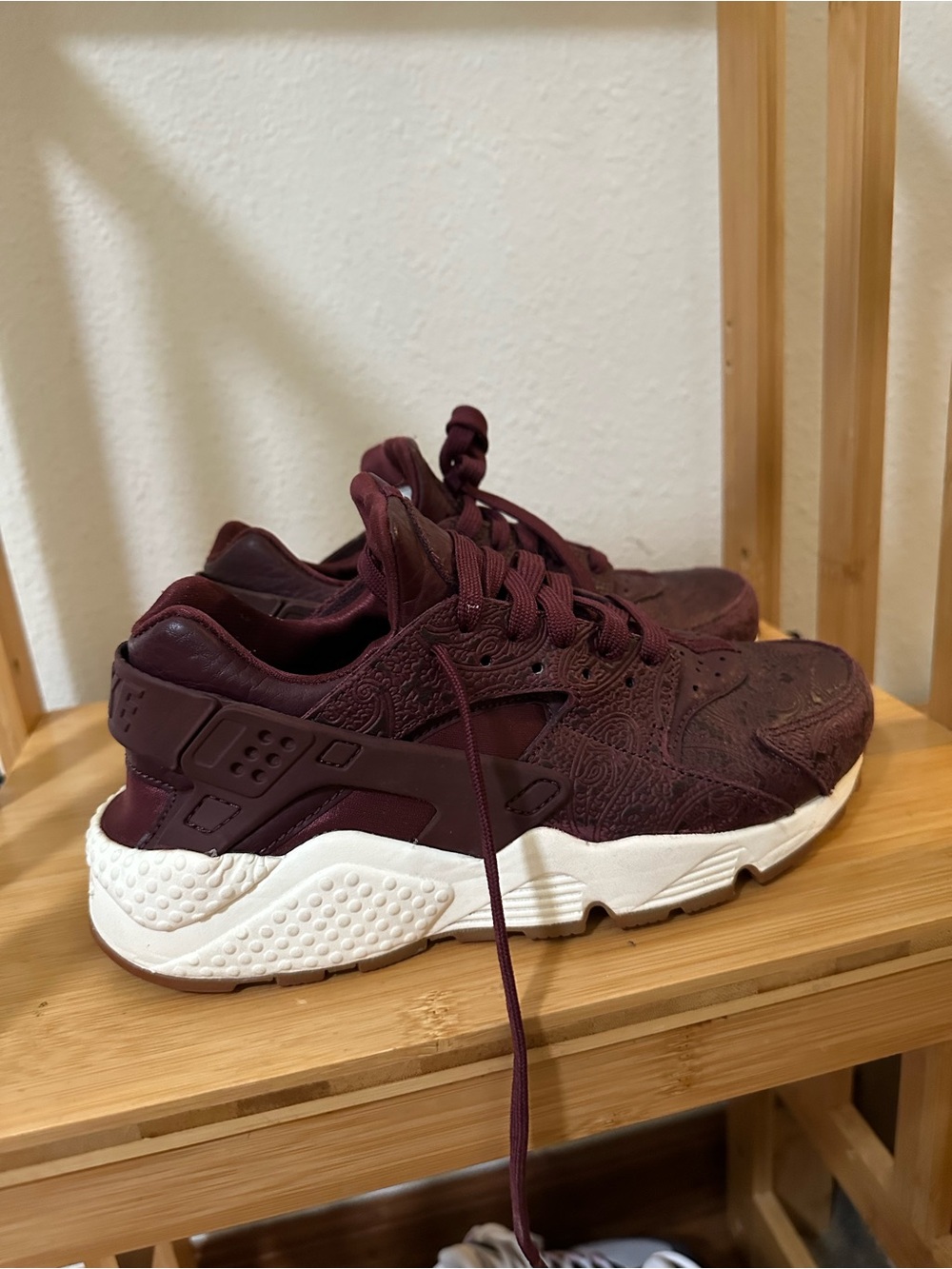 Nike Hurache - Picture 2 of 6